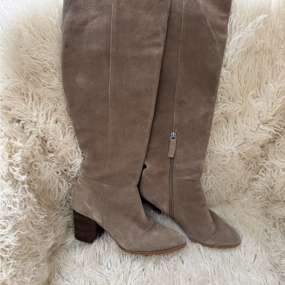 Tan suede leather Women's Boots - pointed toe size 7.5 - Picture 3 of 10